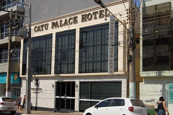 Catu Palace Hotel Rondonópolis エクステリア 写真